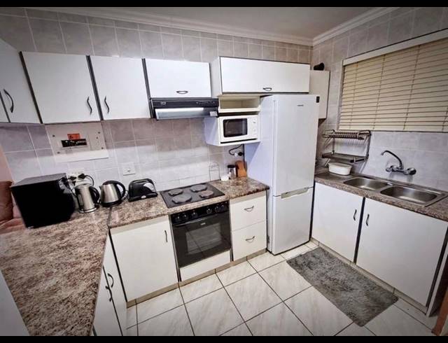 3 BEDROOM APARTMENT FOR SALE IN UMDLOTI BEACH